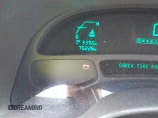 2004 Cadillac DeVille z VIN 1G6KD54Y74U236897, wystawiony jako IAAI lot #42058904 z przebiegiem 75 226 mil mil oraz . Historia ofert i sprzedaży dostępna na DreamBid. Obrazek 7.