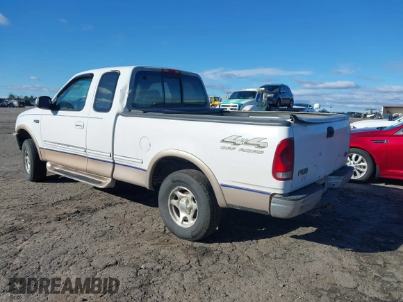 1997 Ford F-150 XL with VIN 1FTDX18W0VND35992, listed as a IAAI auction lot 41718167 with 285,973 mi miles. Bid and sale history available at carsss.com. Image 3.