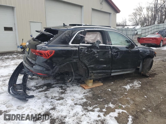 2020 Audi Q3 S line Premium with VIN WA1DECF35L1056563, listed as a Copart auction lot 80702914 with 57,260 mi miles and Clean Title. Bid and sale history available at carsss.com. Image 3.
