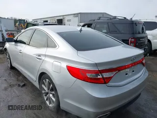 2017 Hyundai Azera with VIN KMHFG4JG2HA581950, listed as a IAAI auction lot 41368484 with 92,210 mi miles and . Bid and sale history available at DreamBid. Image 3.