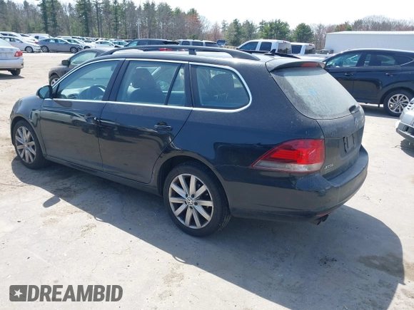 2012 Volkswagen Jetta SportWagen SE with VIN 3VWPP7AJ8CM618837, listed as a IAAI auction lot 42079950 with 182,719 mi miles. Bid and sale history available at carsss.com. Image 3.