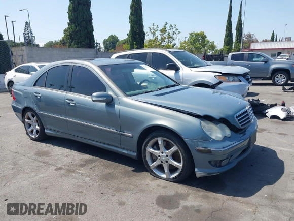 2007 Mercedes-Benz C 230 Sport с VIN WDBRF52H07F903261, выставлен на аукционе IAAI как лот 42564470 с пробегом 209 567 миль миль и . История ставок и продаж доступна на DreamBid. Изображение 1.