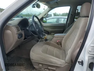 2003 Ford Explorer XLT with VIN 1FMZU63K63UB10345, listed as a Copart auction lot 61130955 with 116,918 mi miles and Salvage title. Bid and sale history available at DreamBid. Image 7.