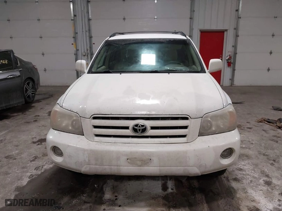 2007 Toyota Highlander with VIN JTEGD21AX70165811, listed as a IAAI auction lot 41582884 with 216,497 mi miles. Bid and sale history available at carsss.com. Image 12.