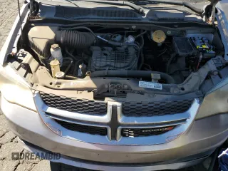 2014 Dodge Grand Caravan SE 30th Anniversary with VIN 2C4RDGBG5ER209391, listed as a Copart auction lot 76408524 with 136,403 mi miles and Clean Title. Bid and sale history available at DreamBid. Image 12.