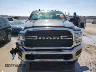 2022 Ram 2500 Tradesman with VIN 3C6UR5CJ2NG366660, listed as a Copart auction lot 46941914 with 40,111 mi miles and Salvage Title. Bid and sale history available at carsss.com. Image 5.
