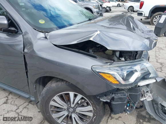 2017 Nissan Pathfinder SV with VIN 5N1DR2MN5HC903100, listed as a IAAI auction lot 41721305 with 108,793 mi miles. Bid and sale history available at carsss.com. Image 18.