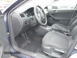 2012 Volkswagen Jetta S с VIN 3VW2K7AJ4CM410723, выставлен на аукционе IAAI как лот 42450418 с пробегом 161 730 миль миль и . История ставок и продаж доступна на DreamBid. Изображение 5.