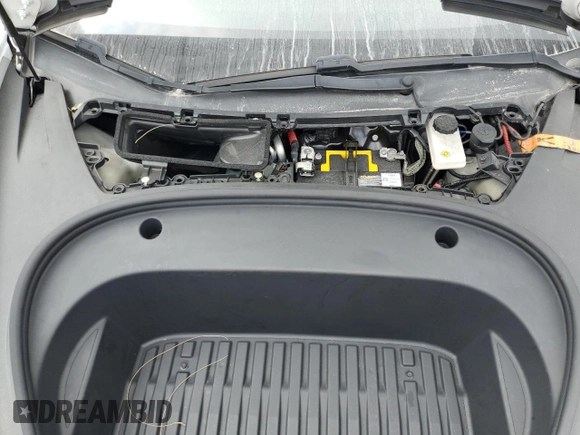 2021 Tesla Model 3 Standard Range Plus z VIN 5YJ3E1EA7MF084900, wystawiony jako Copart lot #53090765 z przebiegiem 42 226 mil mil oraz Nie do naprawy. Historia ofert i sprzedaży dostępna na DreamBid. Obrazek 11.
