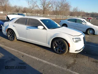 2021 Chrysler 300 with VIN 2C3CCABG3MH537133, listed as a IAAI auction lot 41150595 with 68,503 mi miles. Bid and sale history available at carsss.com. Image 1.