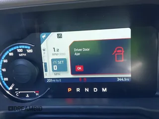 2024 Ford Bronco Big Bend с VIN 1FMDE7AH7RLB15038, выставлен на аукционе IAAI как лот 41504232 с пробегом 344 миль миль и . История ставок и продаж доступна на DreamBid. Изображение 7.