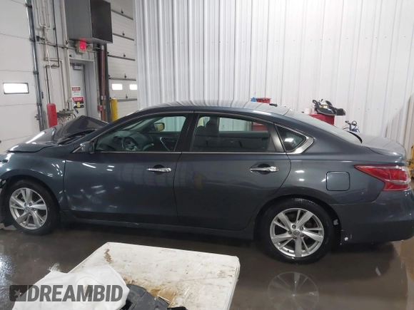 2013 Nissan Altima SV with VIN 1N4AL3AP0DN438198, listed as a IAAI auction lot 41267612 with 152,759 mi miles and . Bid and sale history available at DreamBid. Image 15.