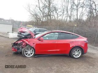 2022 Tesla Model Y Long Range with VIN 7SAYGDEE1NF442159, listed as a IAAI auction lot 41674506 with 82,355 mi miles and . Bid and sale history available at DreamBid. Image 14.