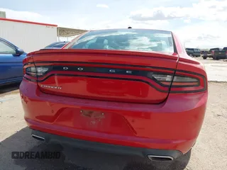 2015 Dodge Charger SE z VIN 2C3CDXBG8FH785073, wystawiony jako IAAI lot #41940067 z przebiegiem 103 979 mil mil oraz . Historia ofert i sprzedaży dostępna na DreamBid. Obrazek 15.