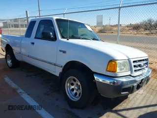 2001 Ford Ranger XLT Appearance with VIN 1FTYR14E31PA62795, listed as a IAAI auction lot 41413622 with 179,919 mi miles. Bid and sale history available at carsss.com. Image 1.