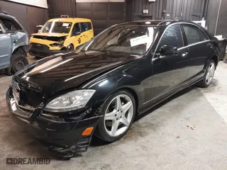 2010 Mercedes-Benz S-Class S 550 with VIN WDDNG8GBXAA302453, listed as a IAAI auction lot 41801180 with 84,223 mi miles. Bid and sale history available at carsss.com. Image 19.