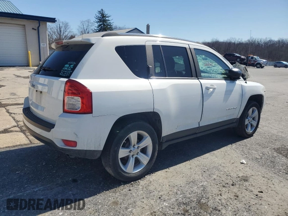 2011 Jeep Compass Latitude with VIN 1J4NT1FB1BD286782, listed as a Copart auction lot 49389745 with 93,039 mi miles and Salvage Title. Bid and sale history available at carsss.com. Image 3.