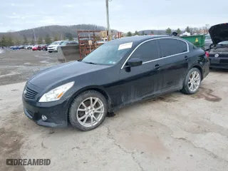2015 Infiniti Q40 with VIN JN1CV6AR0FM521044, listed as a IAAI auction lot 41649668 with 52,028 mi miles. Bid and sale history available at carsss.com. Image 2.