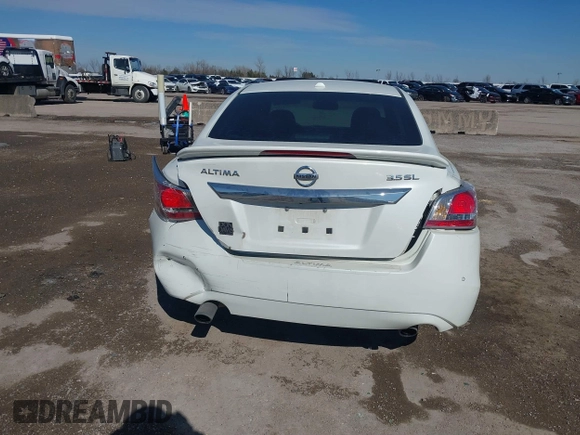 2015 Nissan Altima S z VIN 1N4BL3AP7FC436368, wystawiony jako IAAI lot #41609849 z przebiegiem 228 598 mil mil oraz . Historia ofert i sprzedaży dostępna na DreamBid. Obrazek 16.