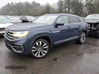 2020 Volkswagen Atlas SEL R-Line with VIN 1V2RE2CA1LC212383, listed as a Copart auction lot 84018464 with 102,905 mi miles and Salvage title. Bid and sale history available at DreamBid. Image 1.