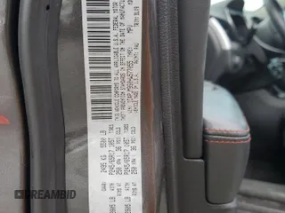 2017 Jeep Cherokee Trailhawk z VIN 1C4PJMBS0HW577055, wystawiony jako Copart lot #56428235 z przebiegiem 137 296 mil mil oraz Szkoda całkowita • Salvage title. Historia ofert i sprzedaży dostępna na DreamBid. Obrazek 14.