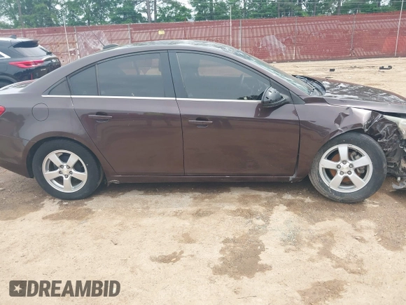 2015 Chevrolet Cruze LT with VIN 1G1PC5SB2F7280076, listed as a IAAI auction lot 41962830 with 94,039 mi miles and . Bid and sale history available at DreamBid. Image 13.