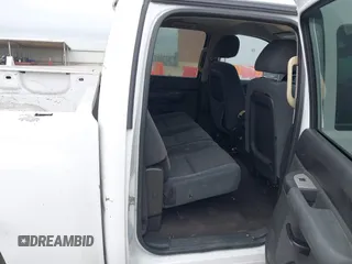 2009 Chevrolet Silverado 1500 LT with VIN 3GCEC23019G109676, listed as a IAAI auction lot 41947720 with 224,517 mi miles. Bid and sale history available at carsss.com. Image 8.