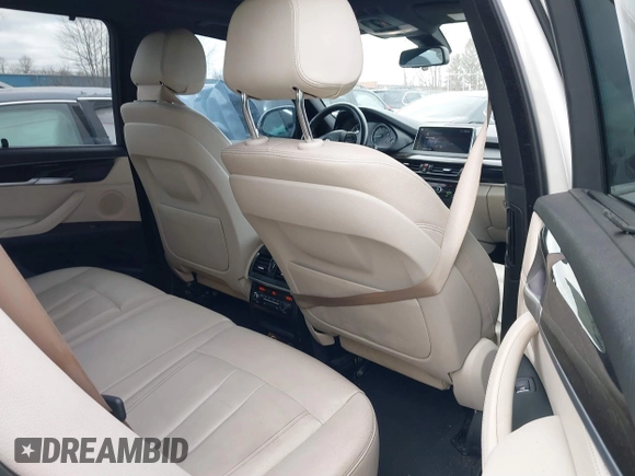 2018 BMW X5 xDrive35i with VIN 5UXKR0C56J0Y02820, listed as a IAAI auction lot 41783212 with 151,576 mi miles. Bid and sale history available at carsss.com. Image 8.