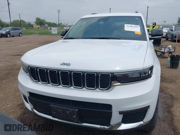 2021 Jeep Grand Cherokee Limited with VIN 1C4RJJBG5M8175260, listed as a IAAI auction lot 42206283 with Not provided miles and . Bid and sale history available at DreamBid. Image 12.