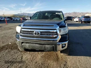 2016 Toyota Tundra SR5 z VIN 5TFDW5F15GX518409, wystawiony jako Copart lot #46624445 z przebiegiem 111 452 mil mil oraz Szkoda całkowita • Salvage title. Historia ofert i sprzedaży dostępna na DreamBid. Obrazek 13.