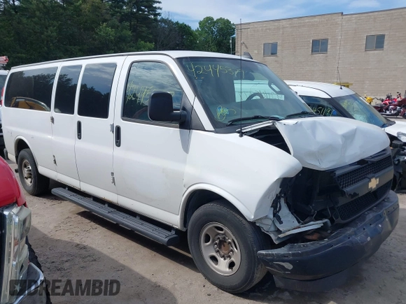 2017 Chevrolet Express Passenger LS with VIN 1GAZGNFG5H1114319, listed as a IAAI auction lot 42445377 with 202,127 mi miles and . Bid and sale history available at DreamBid. Image 13.