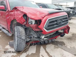 2022 Toyota Tacoma SR with VIN 3TYAX5GN8NT061488, listed as a IAAI auction lot 41887337 with 37,408 mi miles and . Bid and sale history available at DreamBid. Image 6.