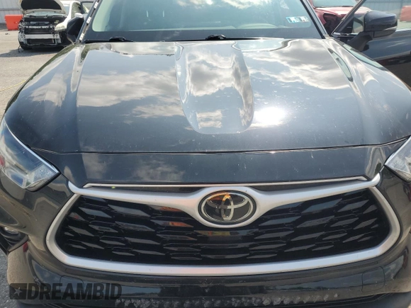 2021 Toyota Highlander L z VIN 5TDBZRBH2MS557694, wystawiony jako Copart lot #61921955 z przebiegiem 39 634 mil mil oraz Szkoda całkowita • Salvage title. Historia ofert i sprzedaży dostępna na DreamBid. Obrazek 12.