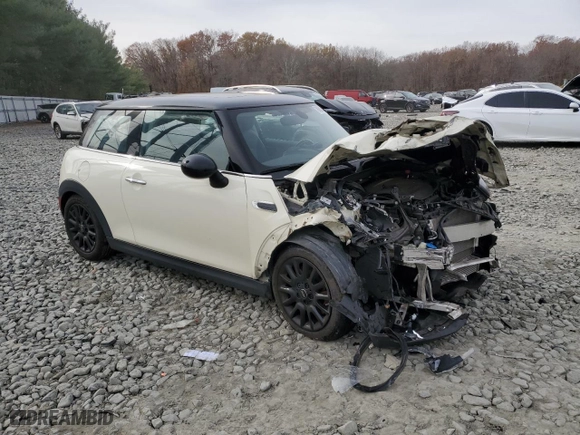 2019 MINI Hardtop 2 Door Cooper with VIN WMWXP5C5XK2H32173, listed as a Copart auction lot 80828534 with 55,292 mi miles and Salvage Title. Bid and sale history available at carsss.com. Image 4.