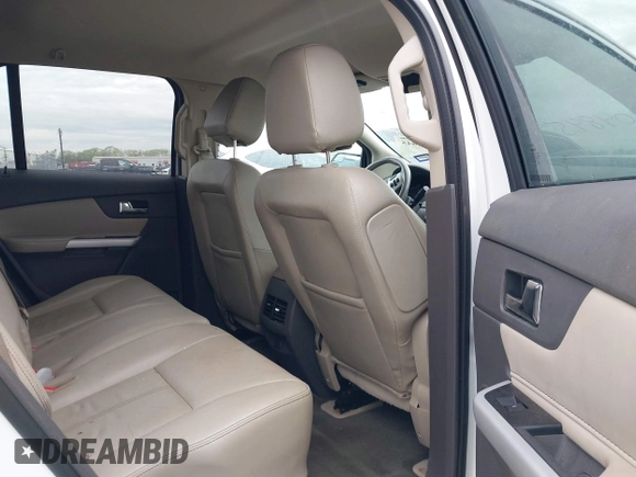 2014 Ford Edge SEL with VIN 2FMDK3JC9EBB29569, listed as a IAAI auction lot 41904845 with 105,975 mi miles. Bid and sale history available at carsss.com. Image 8.