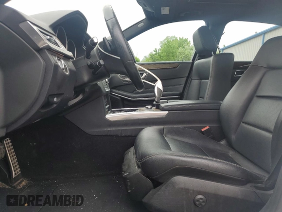 2016 Mercedes-Benz E 350 Luxury z VIN WDDHF8JB0GB281821, wystawiony jako Copart lot #61122545 z przebiegiem 137 276 mil mil oraz Szkoda całkowita • Salvage title. Historia ofert i sprzedaży dostępna na DreamBid. Obrazek 7.
