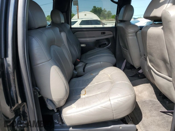 2002 Chevrolet Suburban Z71 with VIN 3GNFK16Z92G328507, listed as a Copart auction lot 65839945 with 235,047 mi miles and Clean title. Bid and sale history available at DreamBid. Image 11.