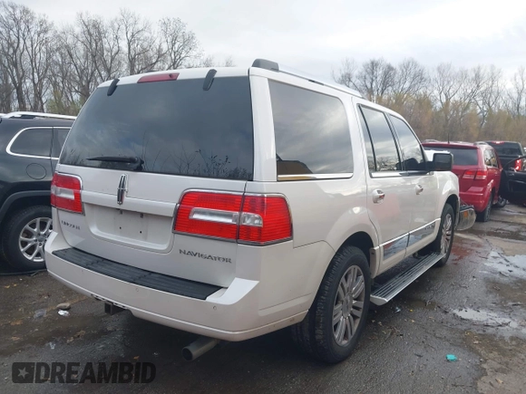 2009 Lincoln Navigator with VIN 5LMFU28519EJ01390, listed as a IAAI auction lot 40950017 with 168,469 mi miles and . Bid and sale history available at DreamBid. Image 4.