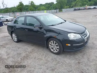 2010 Volkswagen Jetta Limited Edition with VIN 3VWRZ7AJ0AM105047, listed as a IAAI auction lot 42462140 with 199,668 mi miles and . Bid and sale history available at DreamBid. Image 1.