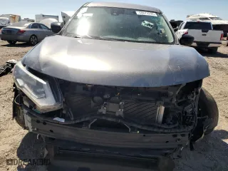 2019 Nissan Rogue SL with VIN 5N1AT2MT2KC785985, listed as a Copart auction lot 48672295 with 144,994 mi miles and Clean Title. Bid and sale history available at carsss.com. Image 5.