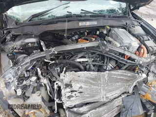 2017 Ford Fusion Hybrid Titanium z VIN 3FA6P0RU6HR279726, wystawiony jako IAAI lot #41736889 z przebiegiem 123 698 mil mil oraz . Historia ofert i sprzedaży dostępna na DreamBid. Obrazek 10.