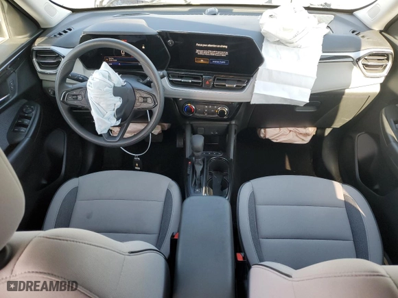 2024 Chevrolet TrailBlazer LT with VIN KL79MRSLXRB030404, listed as a Copart auction lot 46721075 with 7,910 mi miles and Salvage Title. Bid and sale history available at carsss.com. Image 8.