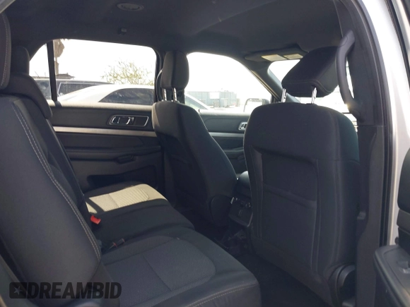 2018 Ford Explorer XLT z VIN 1FM5K7D87JGB56677, wystawiony jako IAAI lot #41926338 z przebiegiem 101 332 mil mil oraz . Historia ofert i sprzedaży dostępna na DreamBid. Obrazek 8.