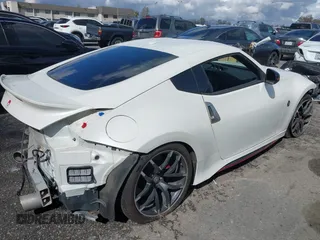 2017 Nissan 370Z with VIN JN1AZ4EH4HM950062, listed as a IAAI auction lot 39140973 with 86,259 mi miles. Bid and sale history available at carsss.com. Image 4.