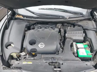 2011 Nissan Maxima 3.5 SV w/Premium Pkg with VIN 1N4AA5AP6BC863709, listed as a IAAI auction lot 41761017 with 220,690 mi miles. Bid and sale history available at carsss.com. Image 10.