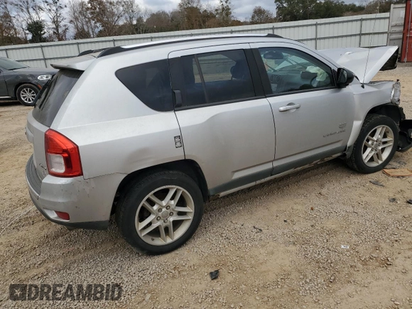 2011 Jeep Compass Limited with VIN 1J4NF5FB6BD182058, listed as a Copart auction lot 42947865 with 186,164 mi miles and Salvage Title. Bid and sale history available at carsss.com. Image 3.