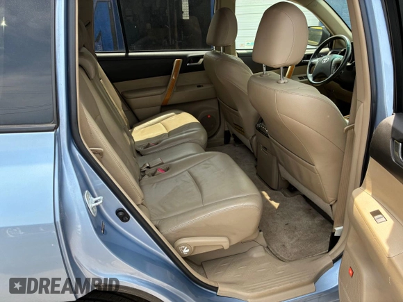 2008 Toyota Highlander Limited z VIN JTEEW44A282025881, wystawiony jako Copart lot #60884735 z przebiegiem 199 855 mil mil oraz Czysty tytuł • Clean title. Historia ofert i sprzedaży dostępna na DreamBid. Obrazek 6.