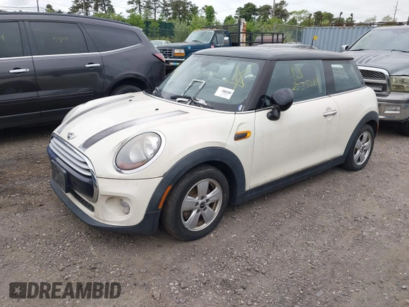 2014 MINI Hardtop with VIN WMWXM5C56ET936943, listed as a IAAI auction lot 42326780 with Not provided miles and . Bid and sale history available at DreamBid. Image 2.
