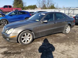 2008 Mercedes-Benz E-Class Luxury 3.5L with VIN WDBUF87X38B211161, listed as a Copart auction lot 88894815 with 149,701 mi miles and Clean Title. Bid and sale history available at carsss.com. Image 1.