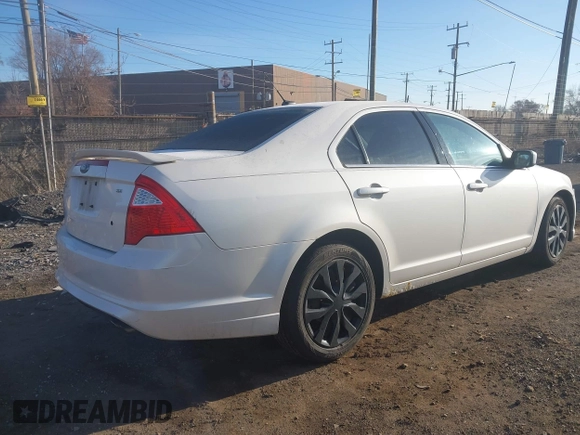 2010 Ford Fusion SE with VIN 3FAHP0HA0AR281297, listed as a IAAI auction lot 41868346 with 177,292 mi miles. Bid and sale history available at carsss.com. Image 4.